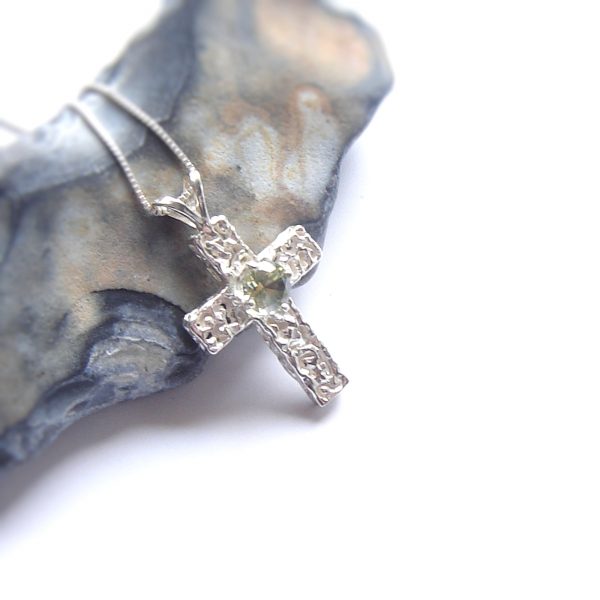 Textured silver cross necklace set with handcrafted light green natural Australian sapphire gemstone