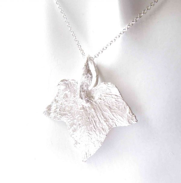 Handcrafted Textured Silver Large Ivy Leaf Pendant